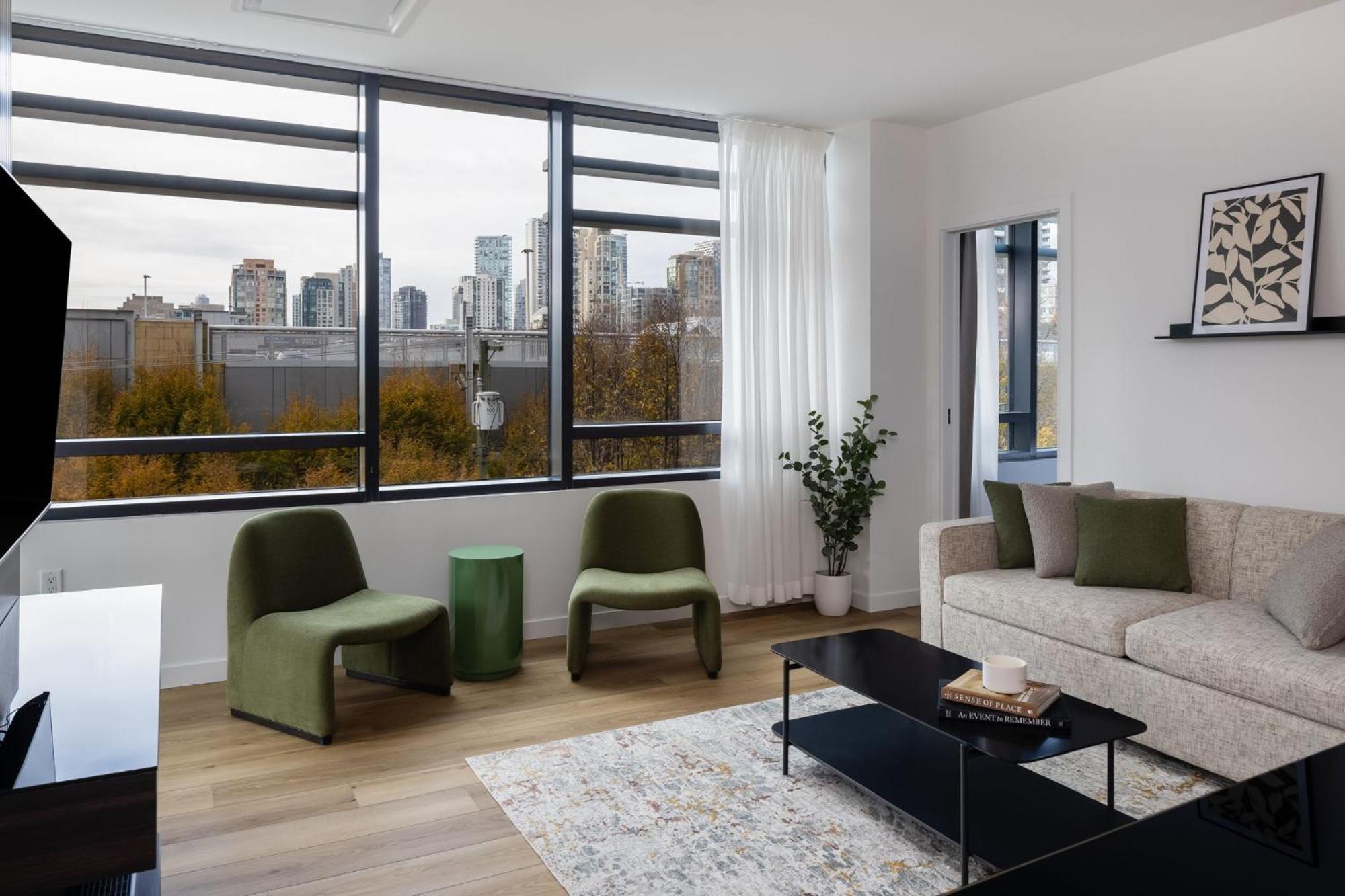 Smithe House Hotel Ванкувър Екстериор снимка